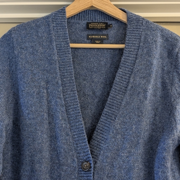 Pendleton Shetland Washable Wool Cardigan - Picture 2 of 8